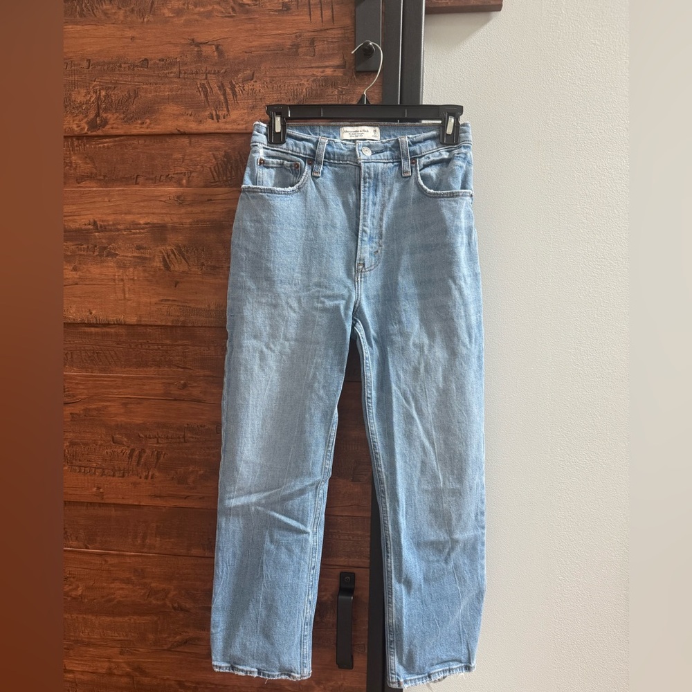 Abercrombie & Fitch ankle straight ultra high rise jeans